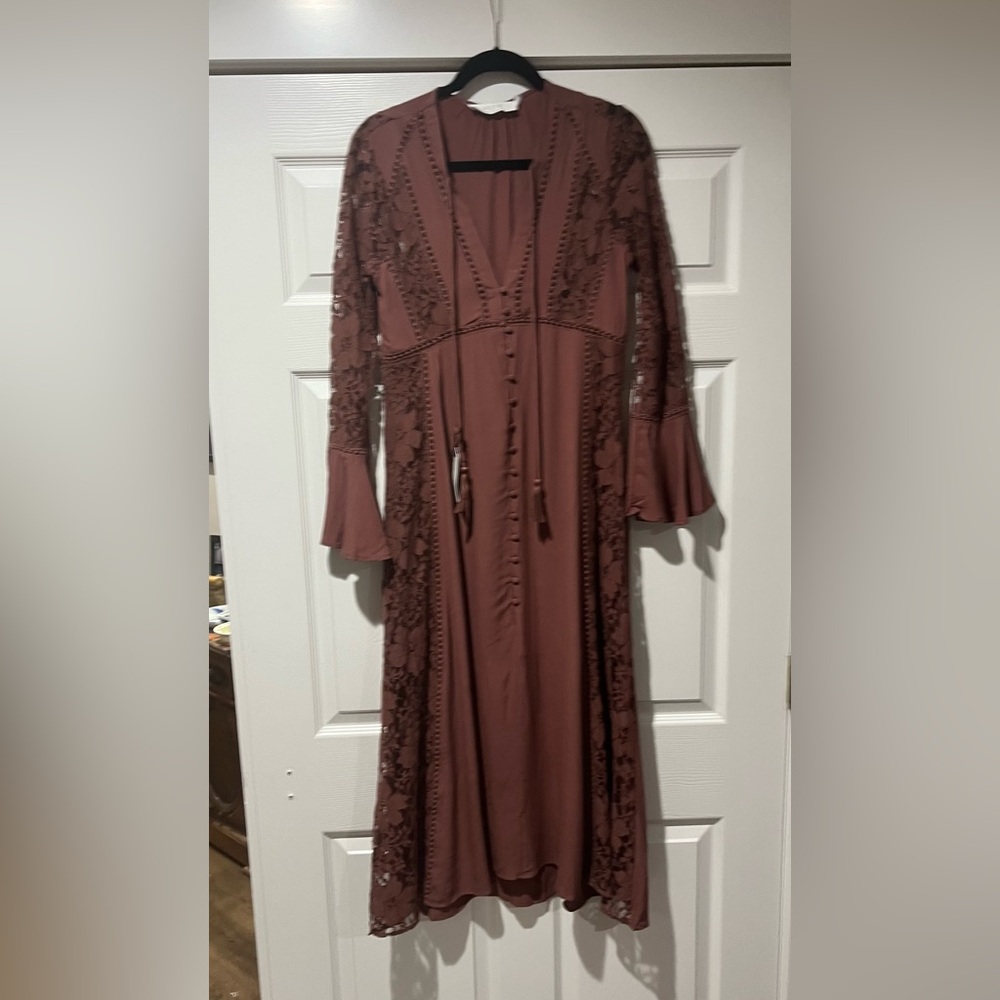 Elegant Lace-Trimmed Plum Maxi Dress